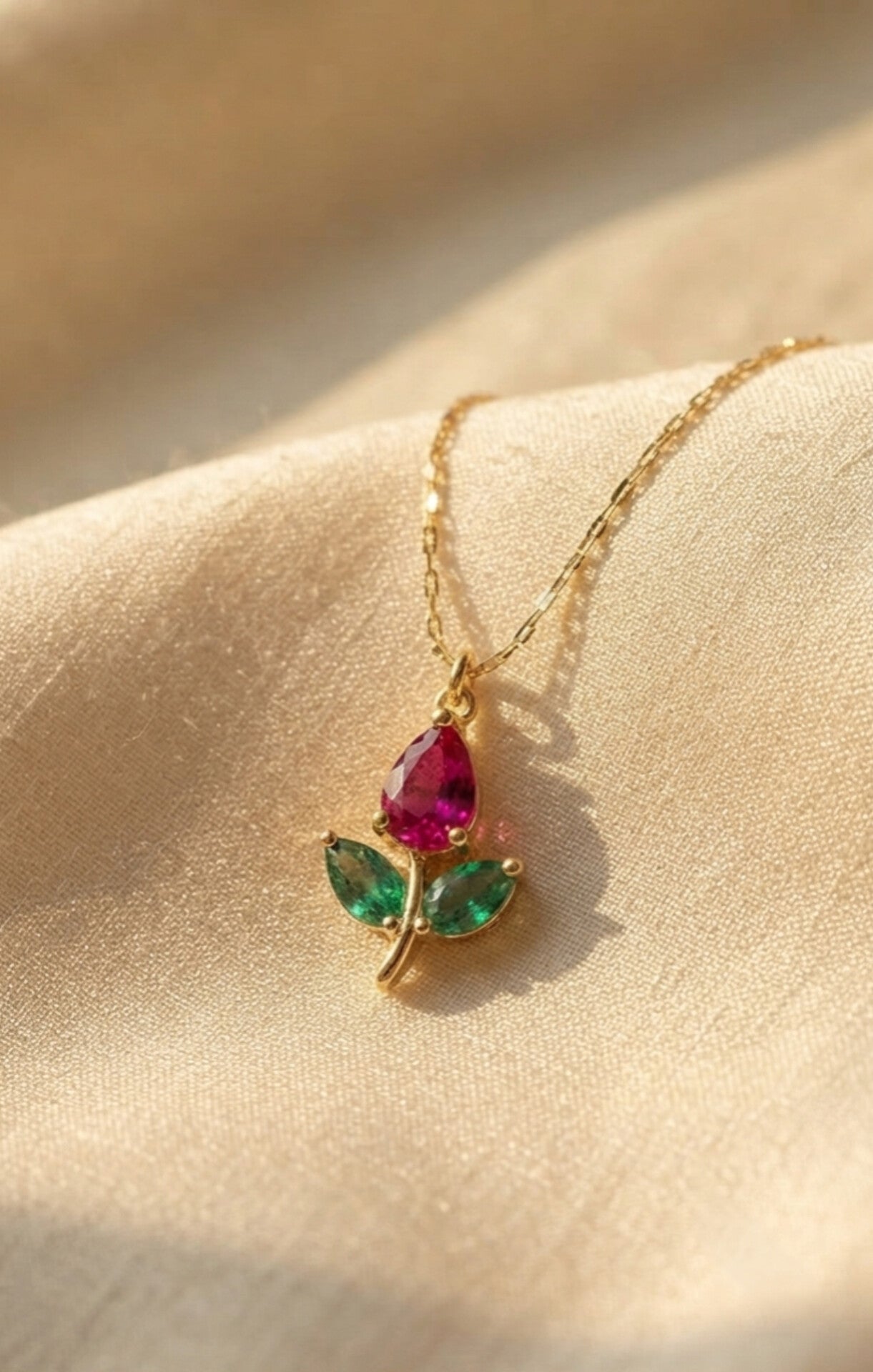 Charming Gold-Plated Mini Tulip Pendant with Chain