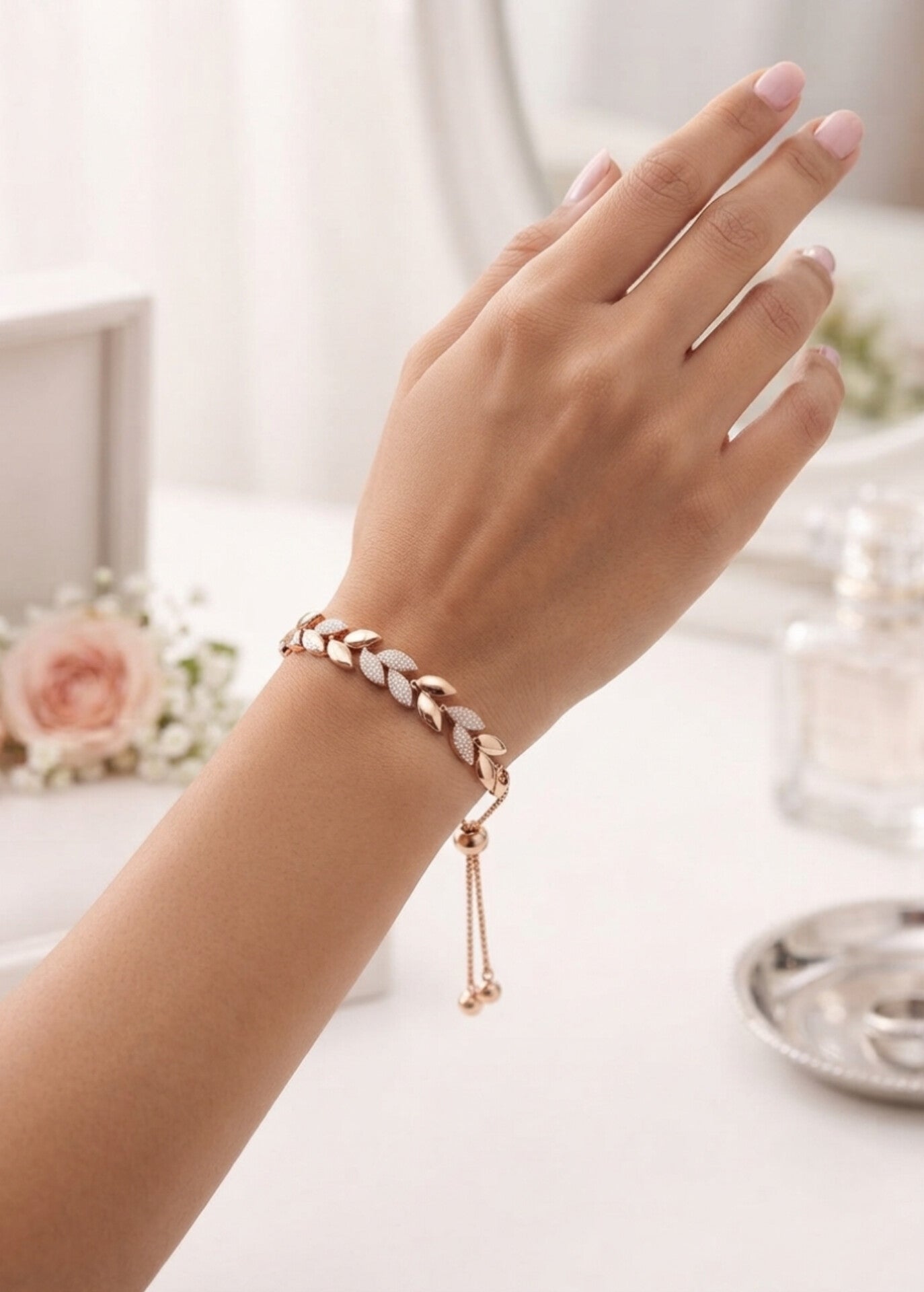 Elegant Gold-Plated Rose Gold Adjustable Bracelet
