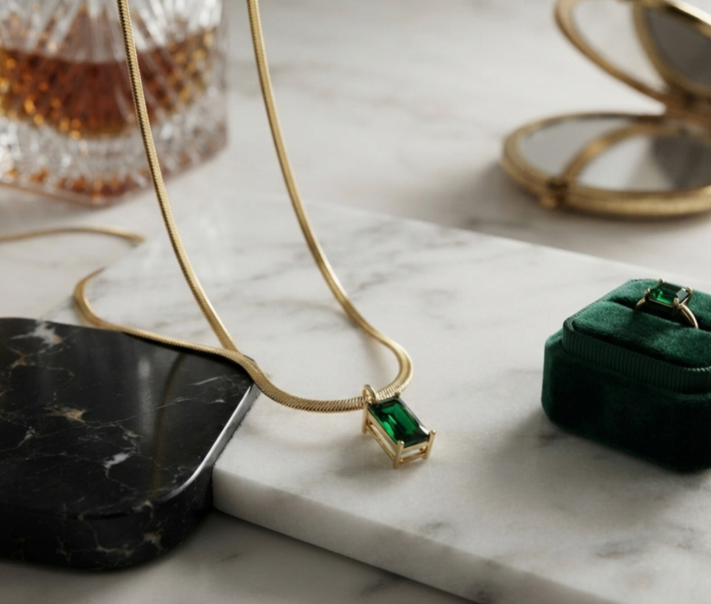 Elegant Anti-Tarnish Emerald Pendant with Chain for Everyday Elegance